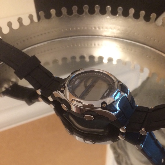 Roots Athletic Women's Watch - Picture 3 of 4